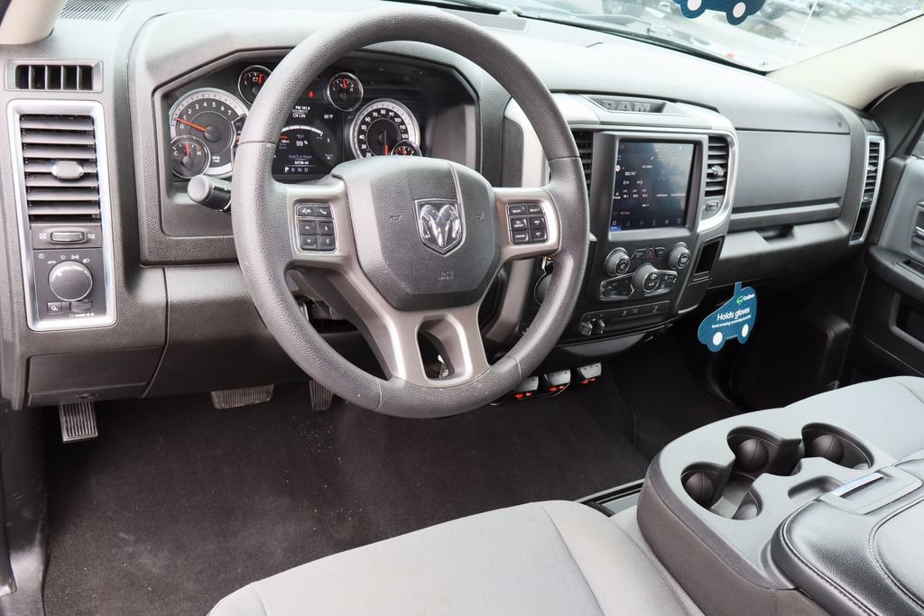 Used 2022 RAM 1500 Classic SLT w/ Electronics Group AWD/4WD image 12