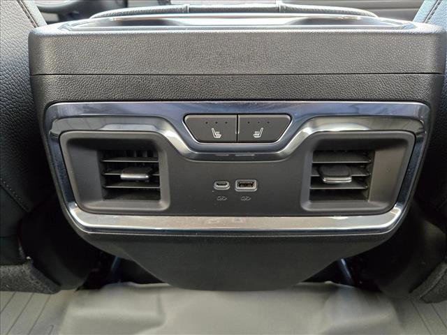 Used 2024 GMC Sierra 2500 Denali w/ Denali Reserve Package image 16