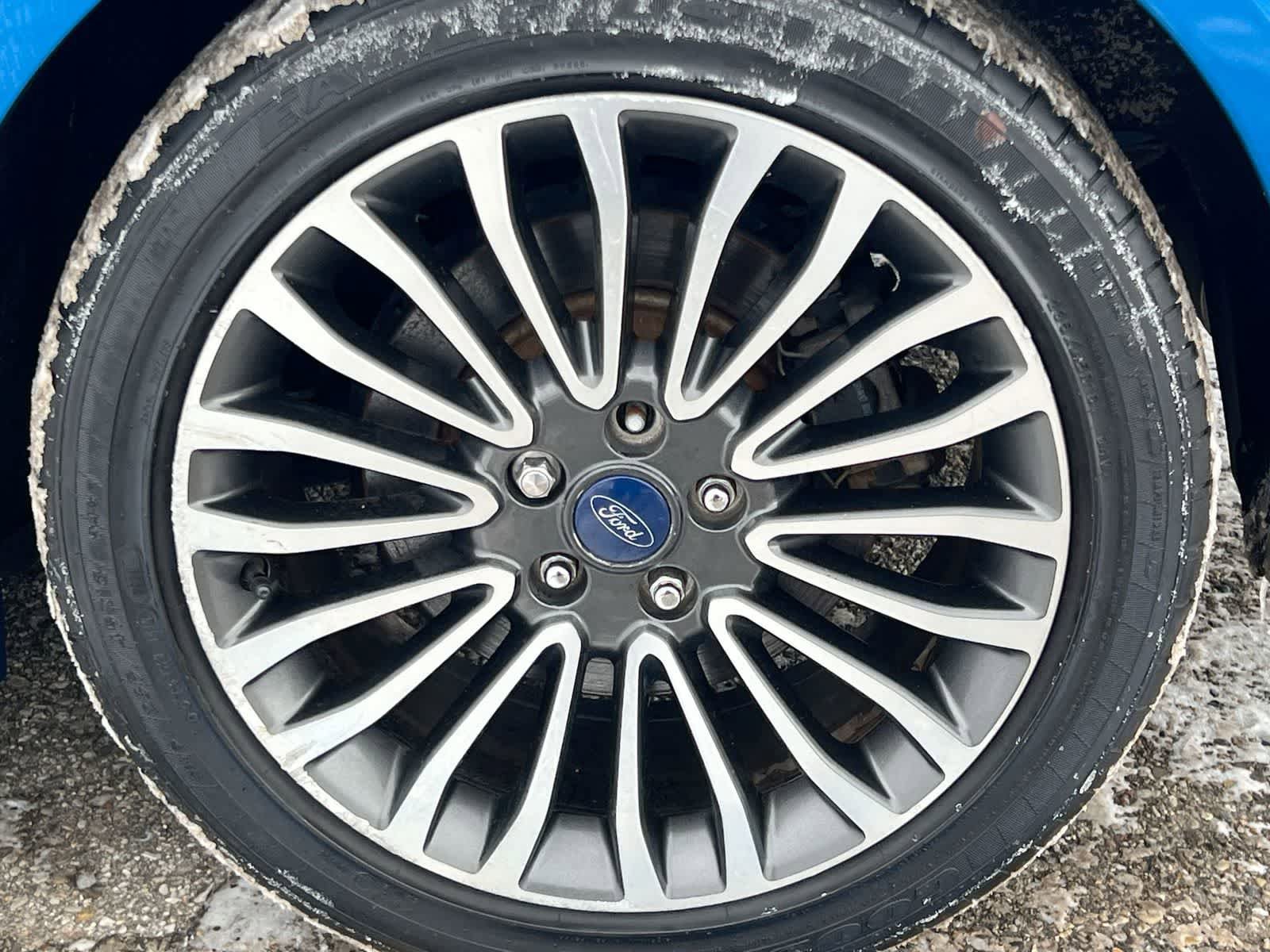 Used 2019 Ford Fusion Energi Titanium FWD image 14