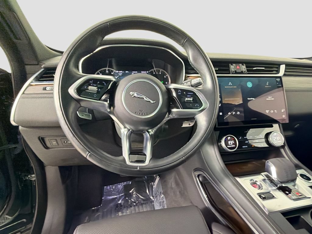 Used 2022 Jaguar F-PACE S AWD/4WD image 11