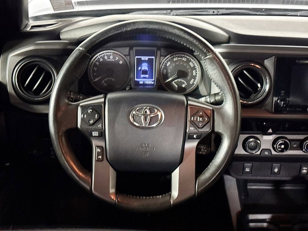 Used 2017 Toyota Tacoma TRD Off-Road w/ Tow Package (A/T) AWD/4WD image 13