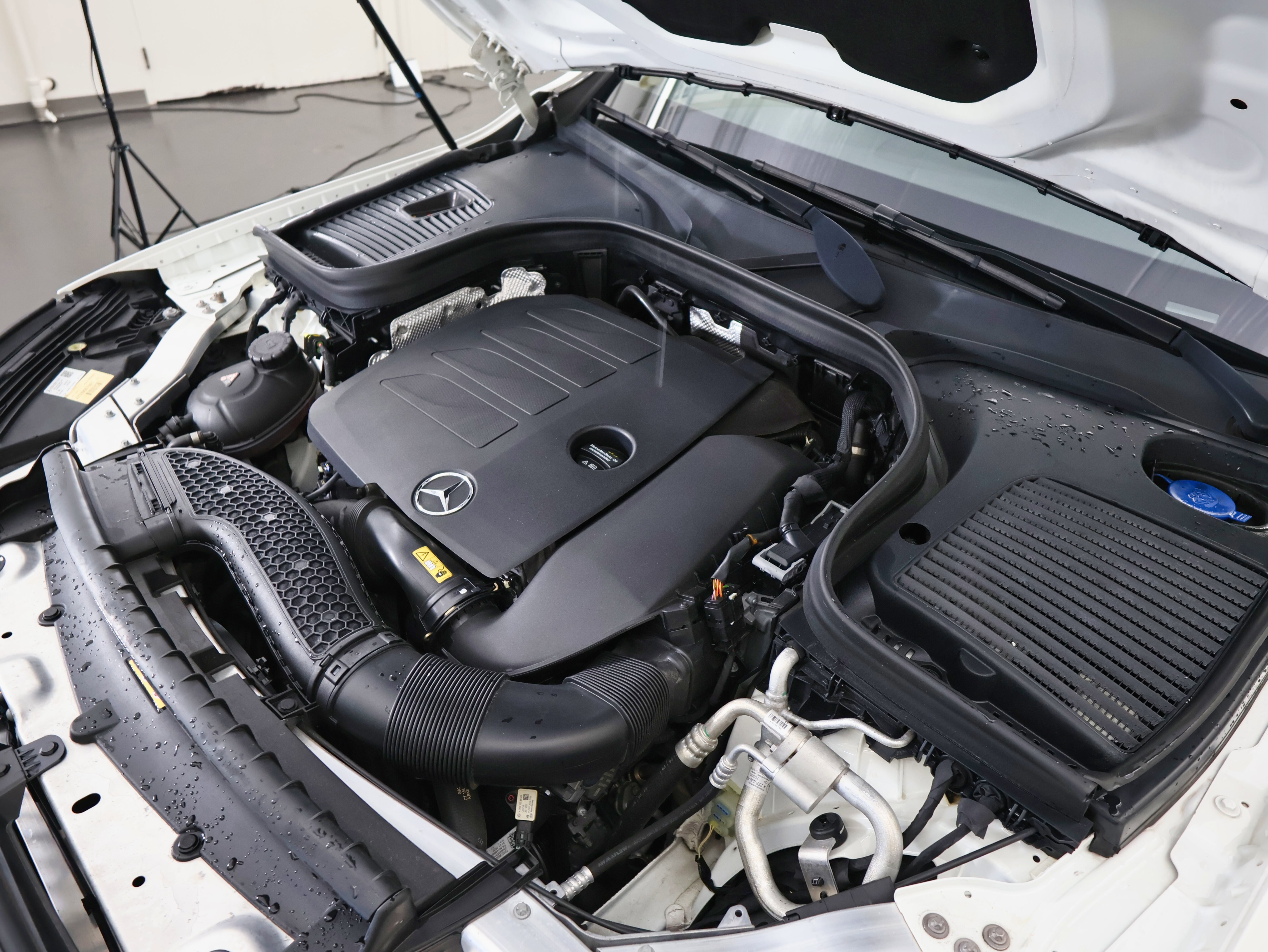 Used 2020 Mercedes-Benz GLC 300 4MATIC Coupe image 51