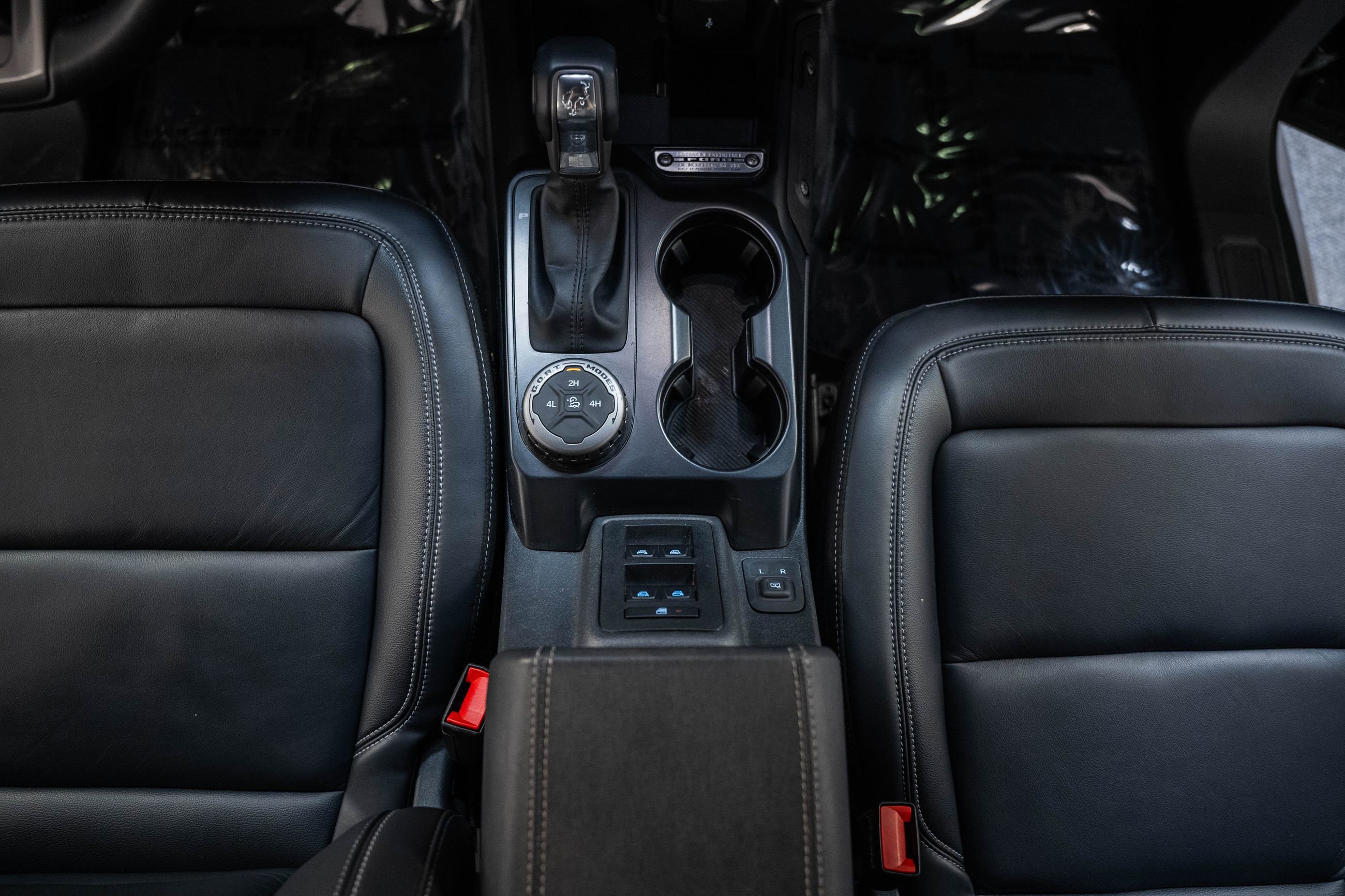 Used 2025 Ford Bronco Outer Banks image 33