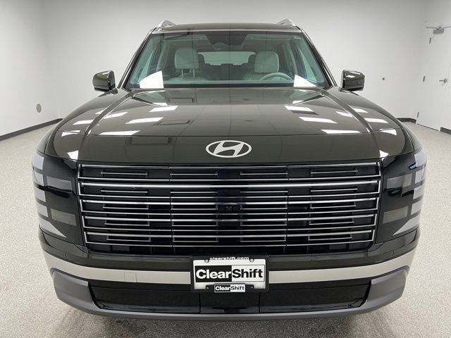 Used 2026 Hyundai Palisade Limited AWD/4WD image 3