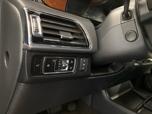 Certified 2024 Lincoln Navigator Black Label image 18