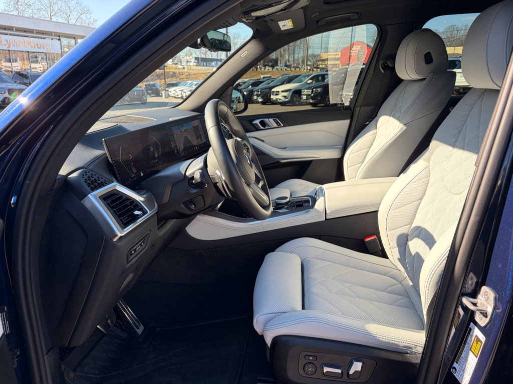 Used 2025 BMW X5 sDrive40i w/ M Sport Package image 5