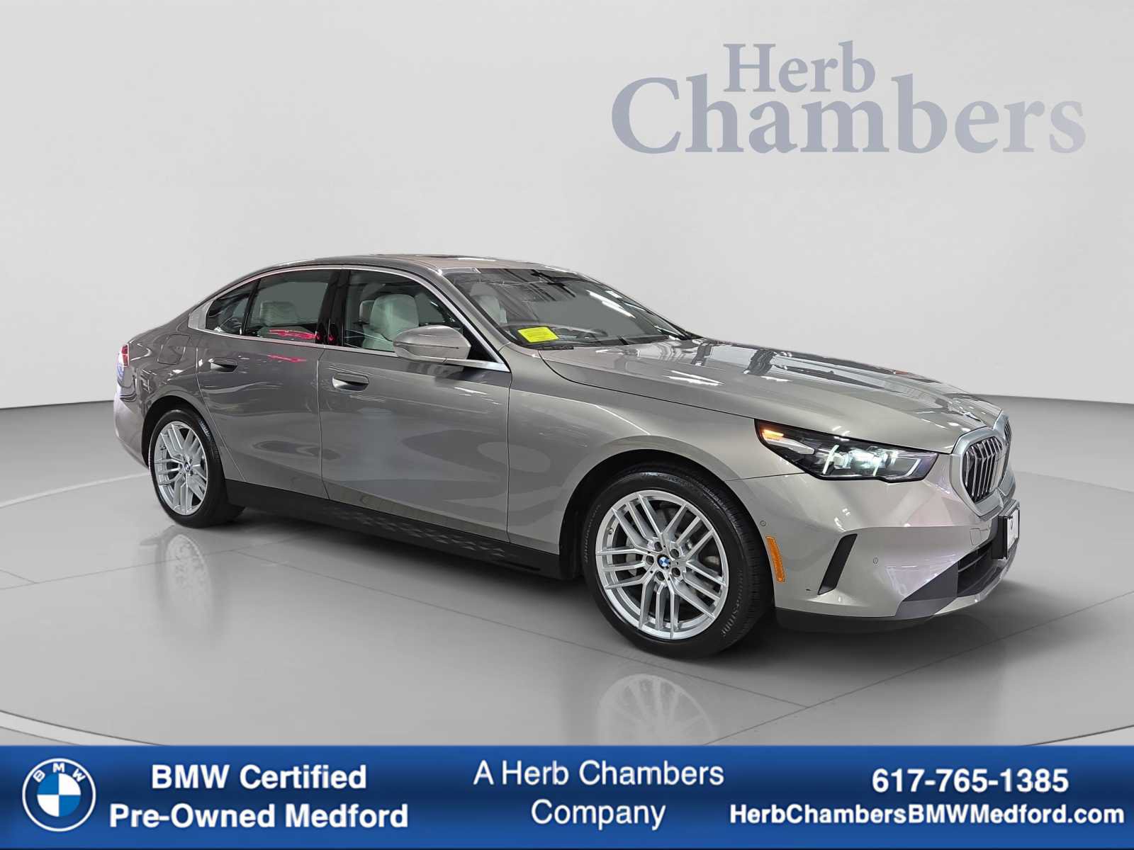 Used 2024 BMW 530i xDrive w/ Convenience Package