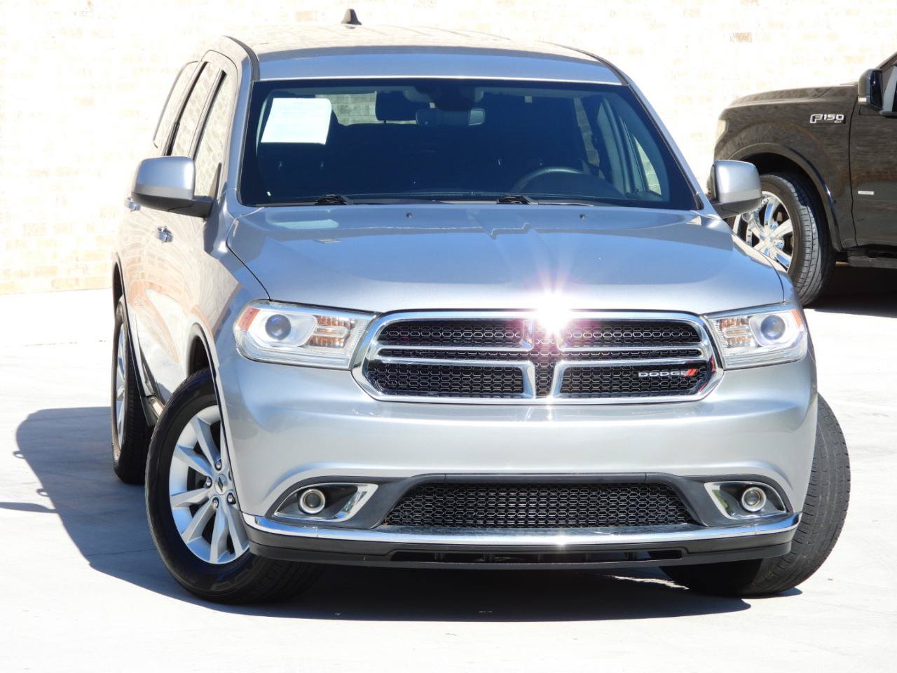 Used 2018 Dodge Durango SXT w/ 3rd Row Seating Group RWD image 16