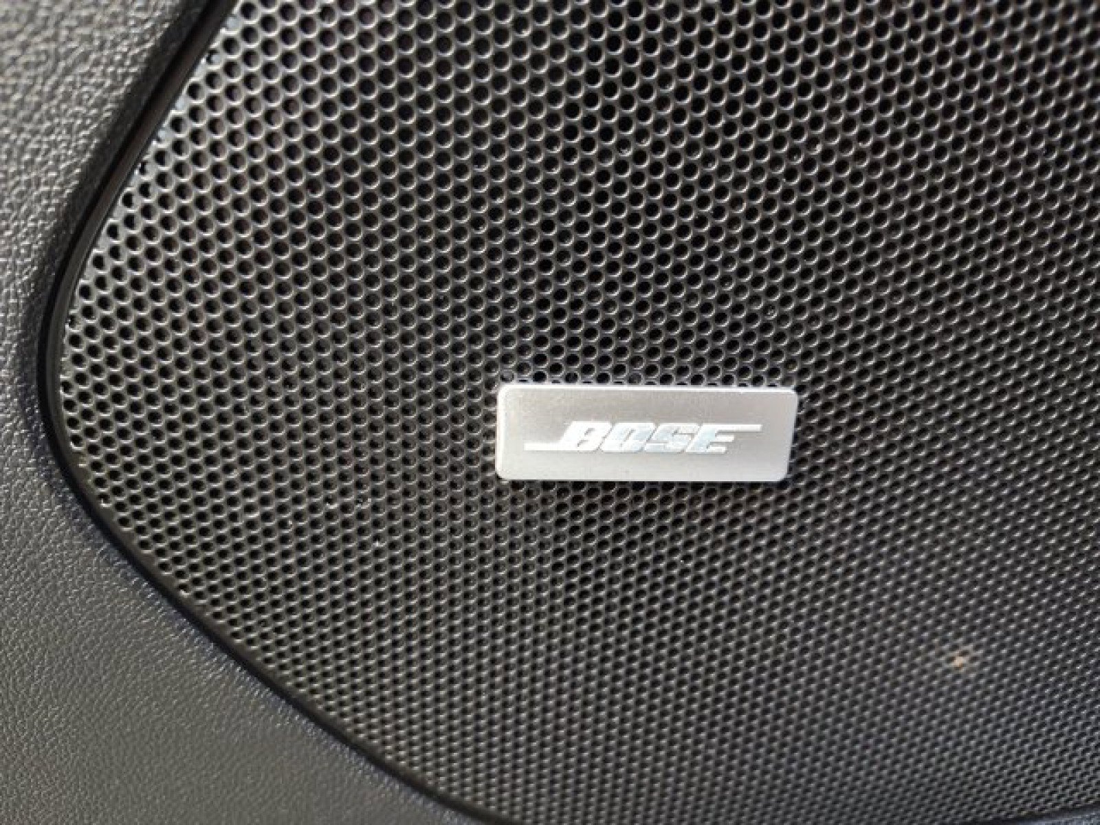 Used 2022 Chevrolet Blazer RS w/ Enhanced Convenience Package image 28