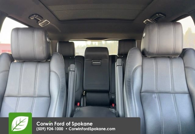 Used 2017 Land Rover Range Rover Supercharged AWD/4WD image 37