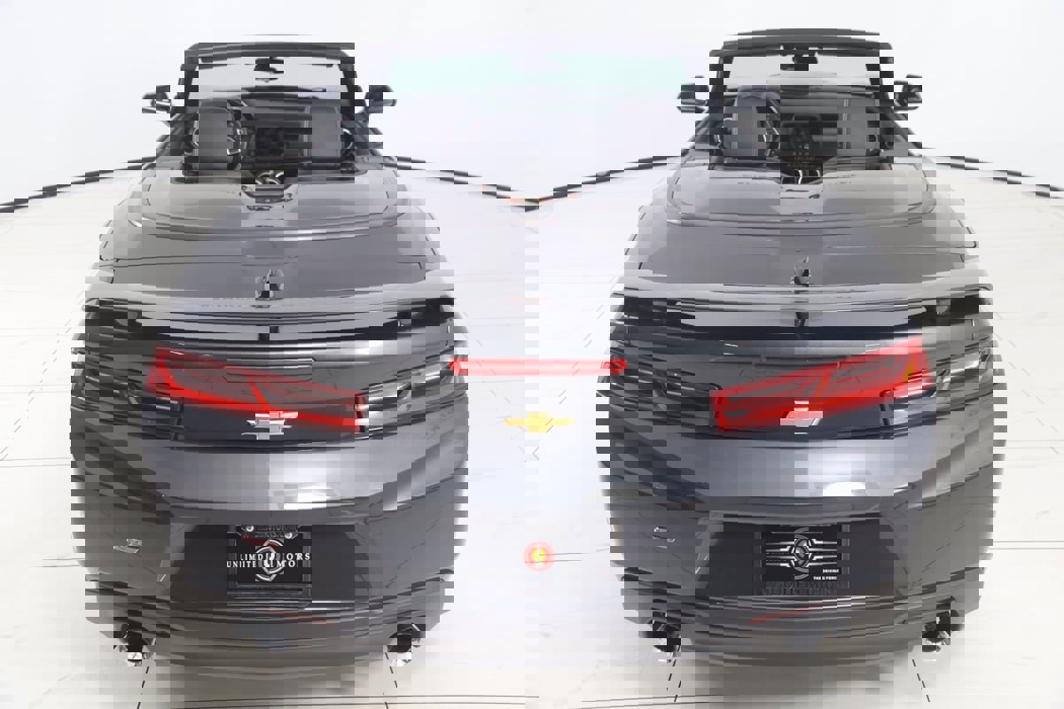 Used 2017 Chevrolet Camaro SS image 59