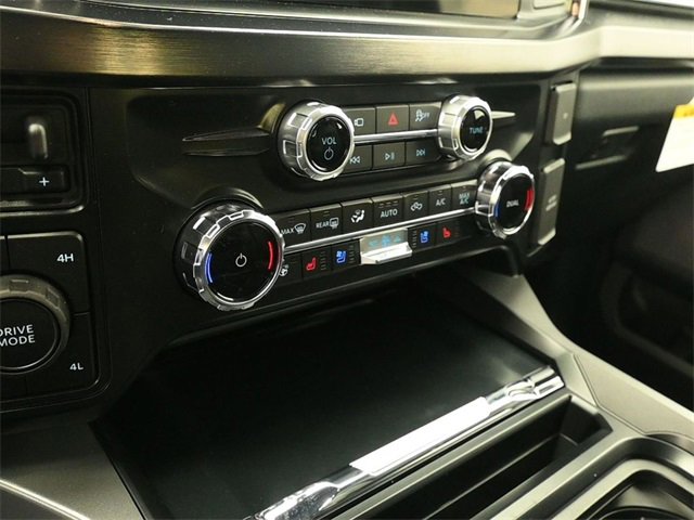 New 2026 Ford F250 Lariat image 16