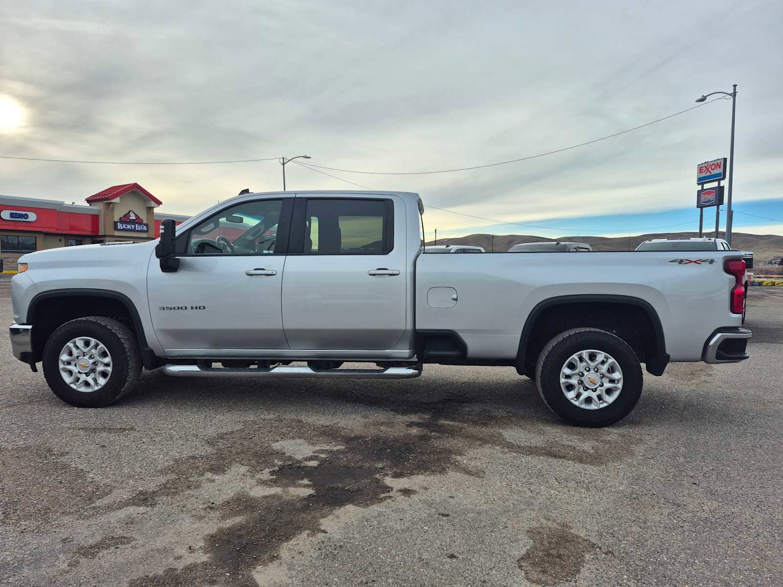 Used 2022 Chevrolet Silverado 3500 LT w/ Convenience Package image 9