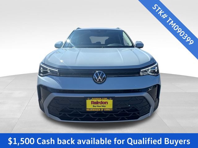 New 2026 Volkswagen Taos SE AWD/4WD image 2