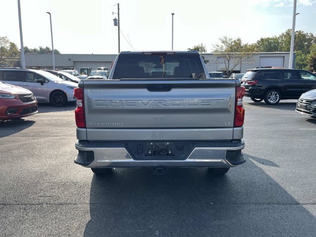 Used 2025 Chevrolet Silverado 1500 LT AWD/4WD image 4