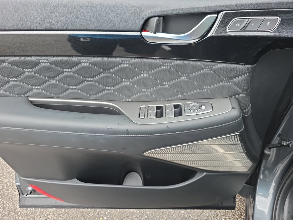 Used 2022 Hyundai Palisade Calligraphy FWD image 17