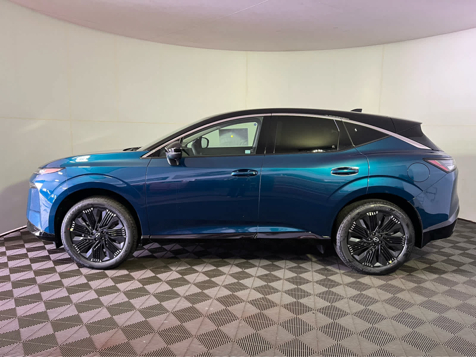 New 2026 Nissan Murano Platinum w/ Cargo Package AWD/4WD image 4