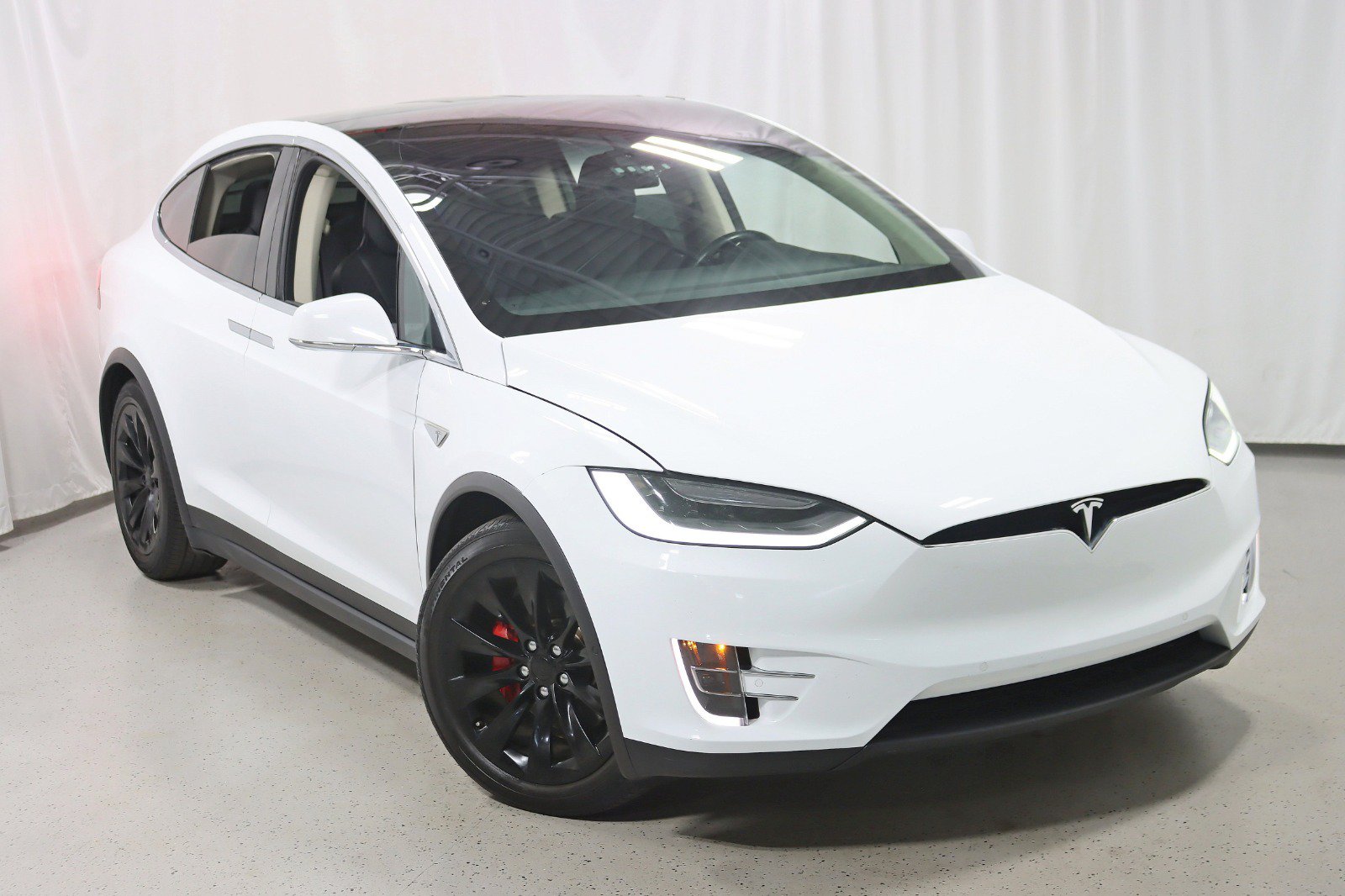 Used 2016 Tesla Model X AWD/4WD image 6