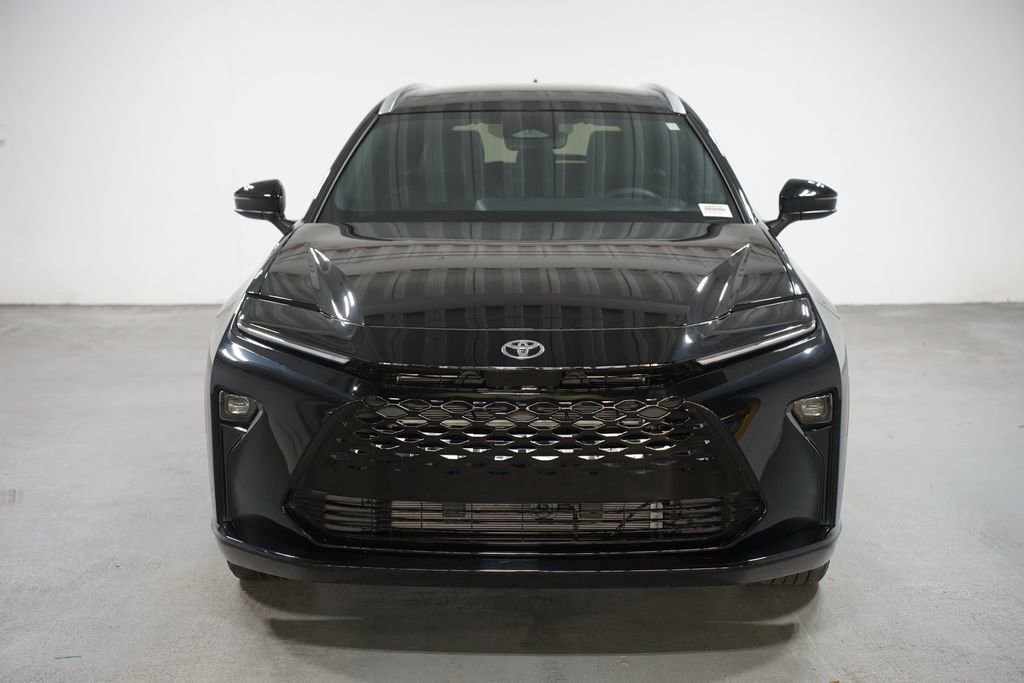 Certified 2025 Toyota Crown Signia image 2