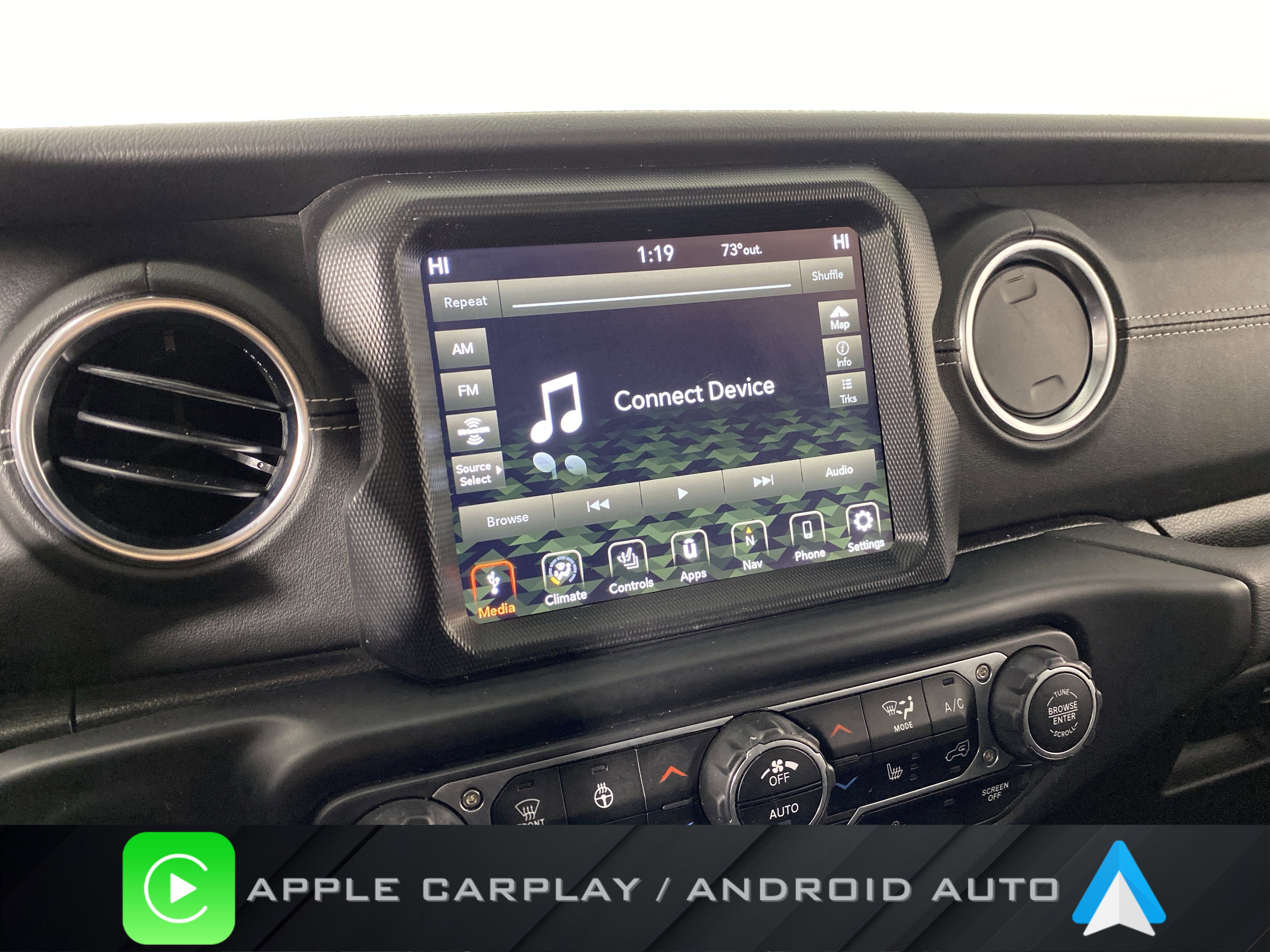 Used 2023 Jeep Wrangler Sahara w/ Cold Weather Group image 4