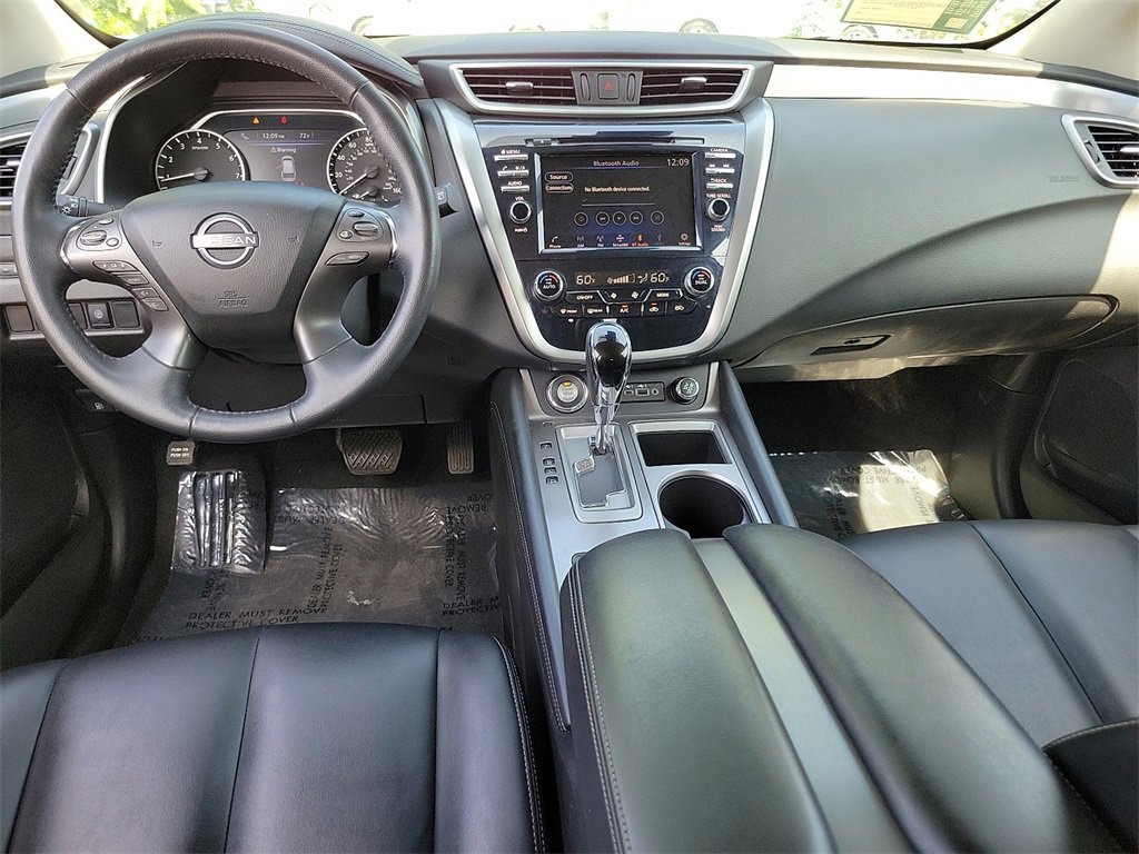 Used 2023 Nissan Murano SV image 5