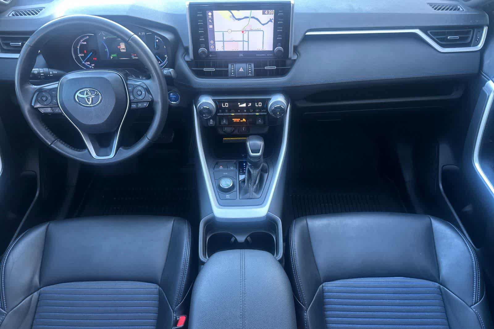 Used 2021 Toyota RAV4 XSE AWD/4WD image 3