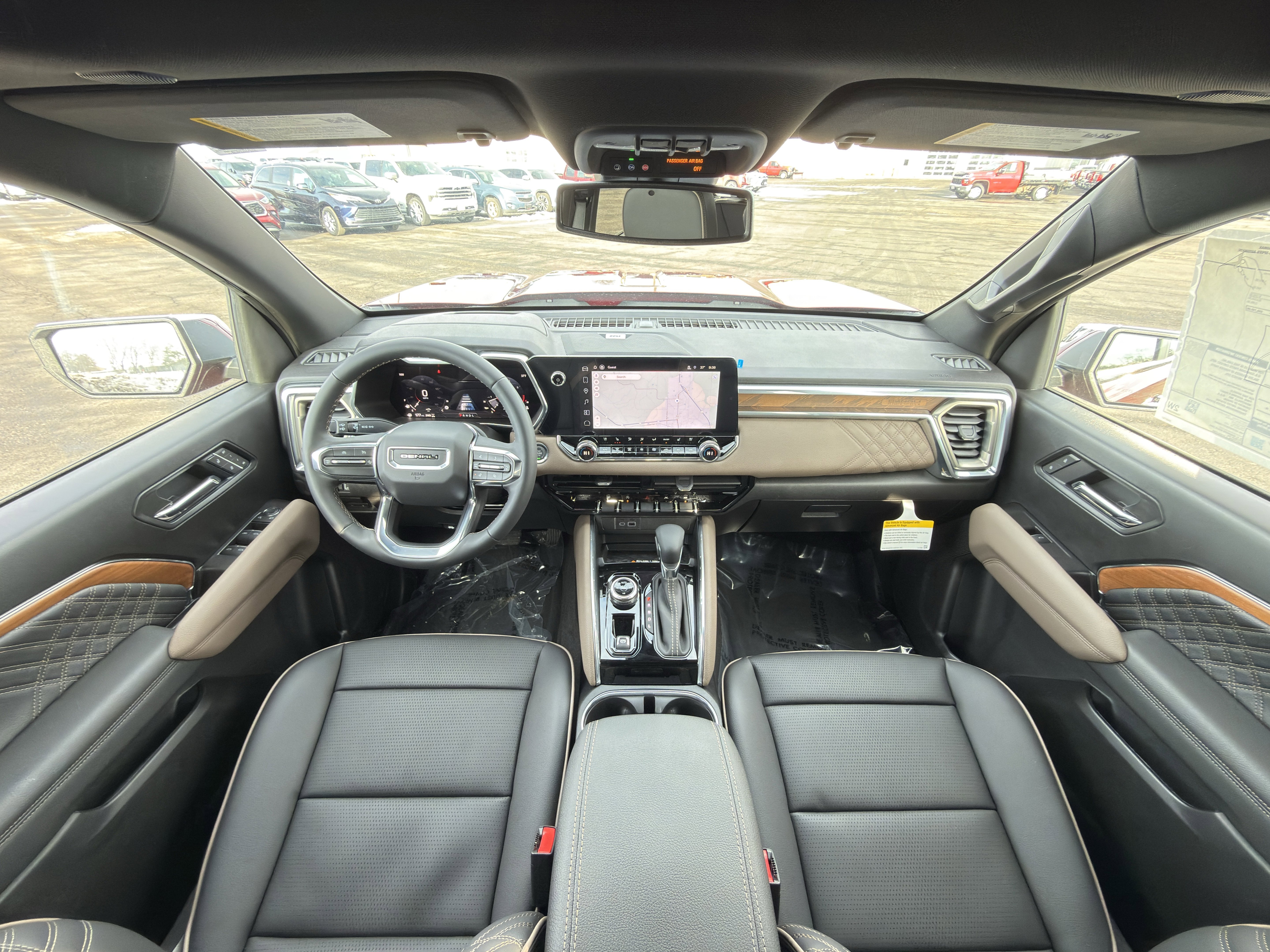 New 2026 GMC Canyon Denali image 16