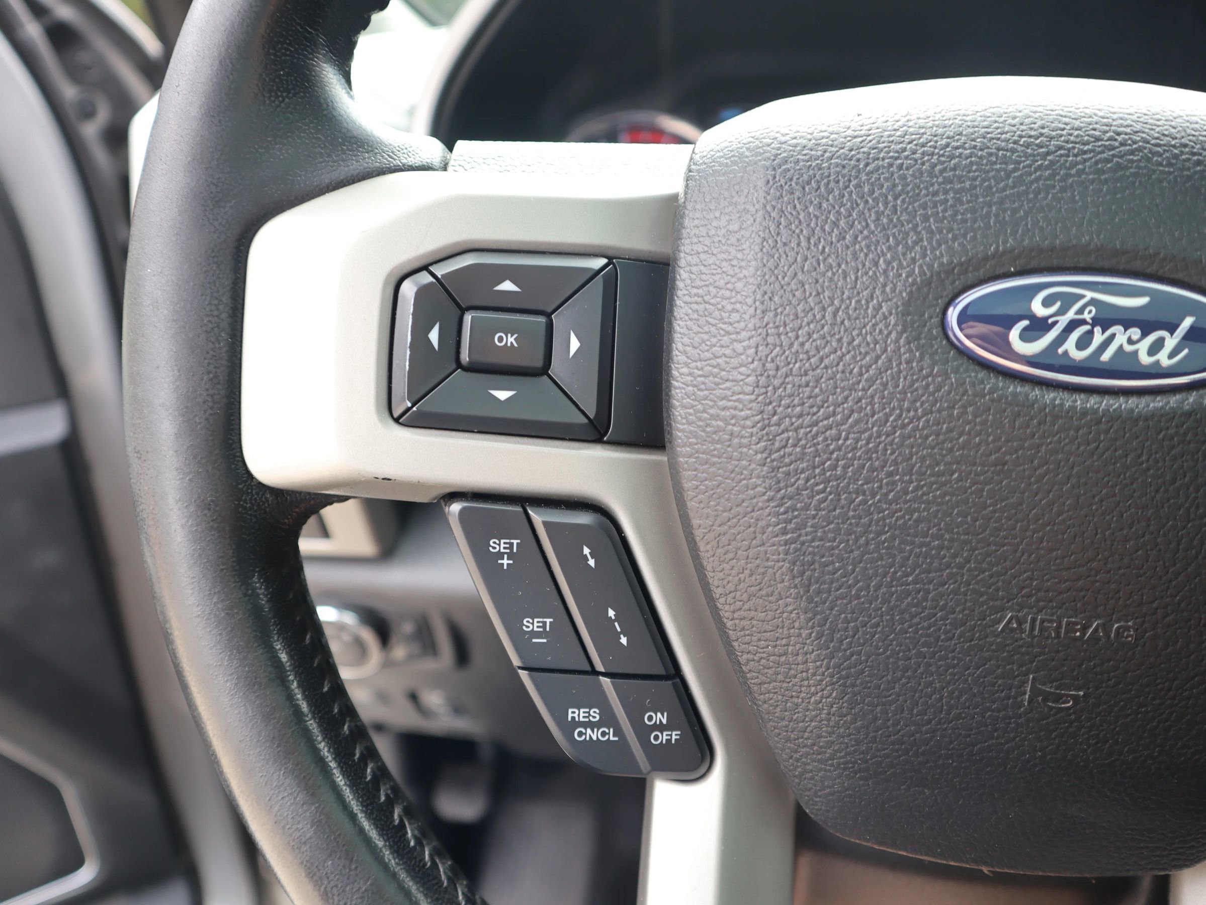 Used 2018 Ford F250 Lariat w/ Lariat Ultimate Package image 22