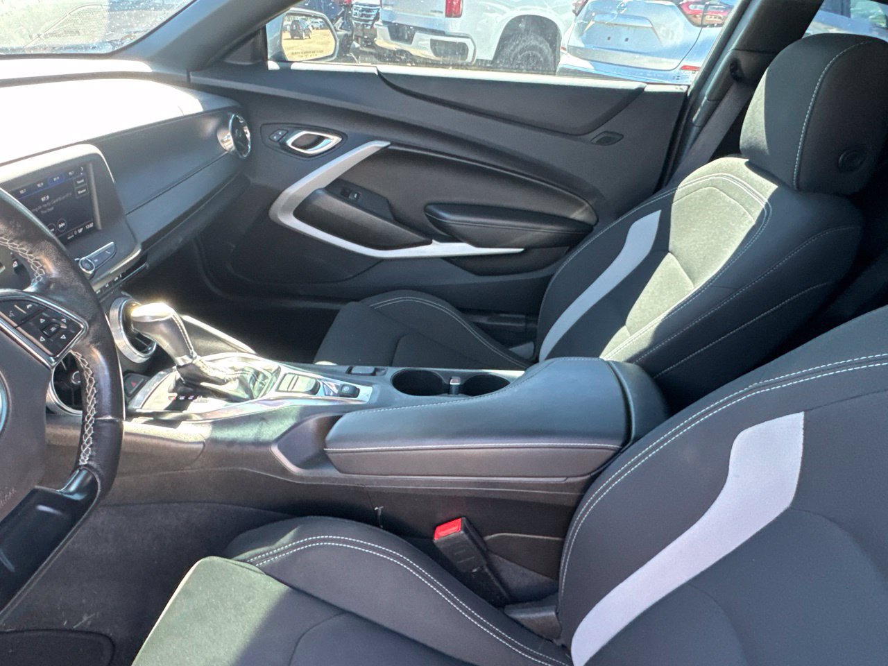 Used 2023 Chevrolet Camaro LT RWD image 37