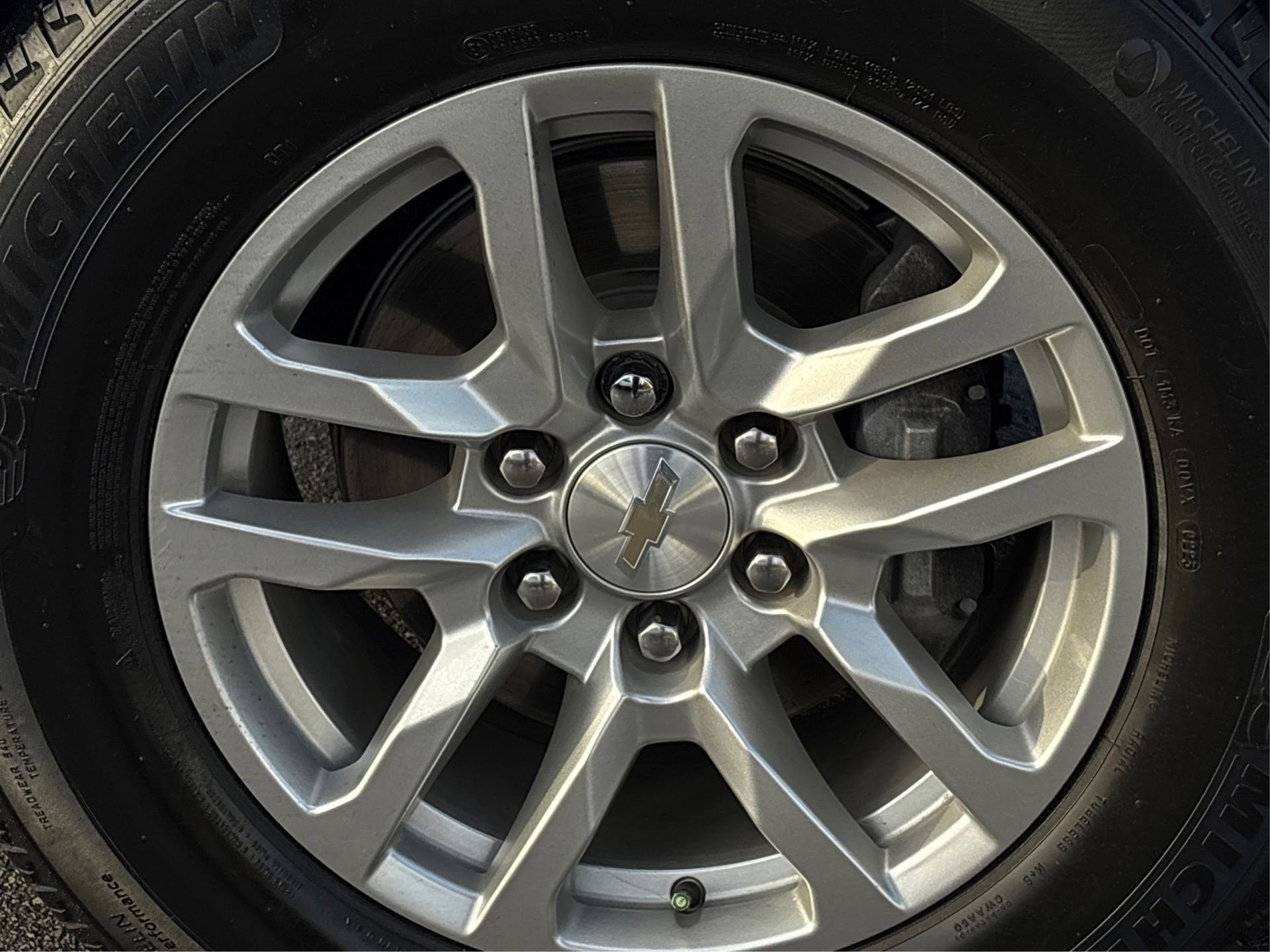 Used 2023 Chevrolet Tahoe LS image 13