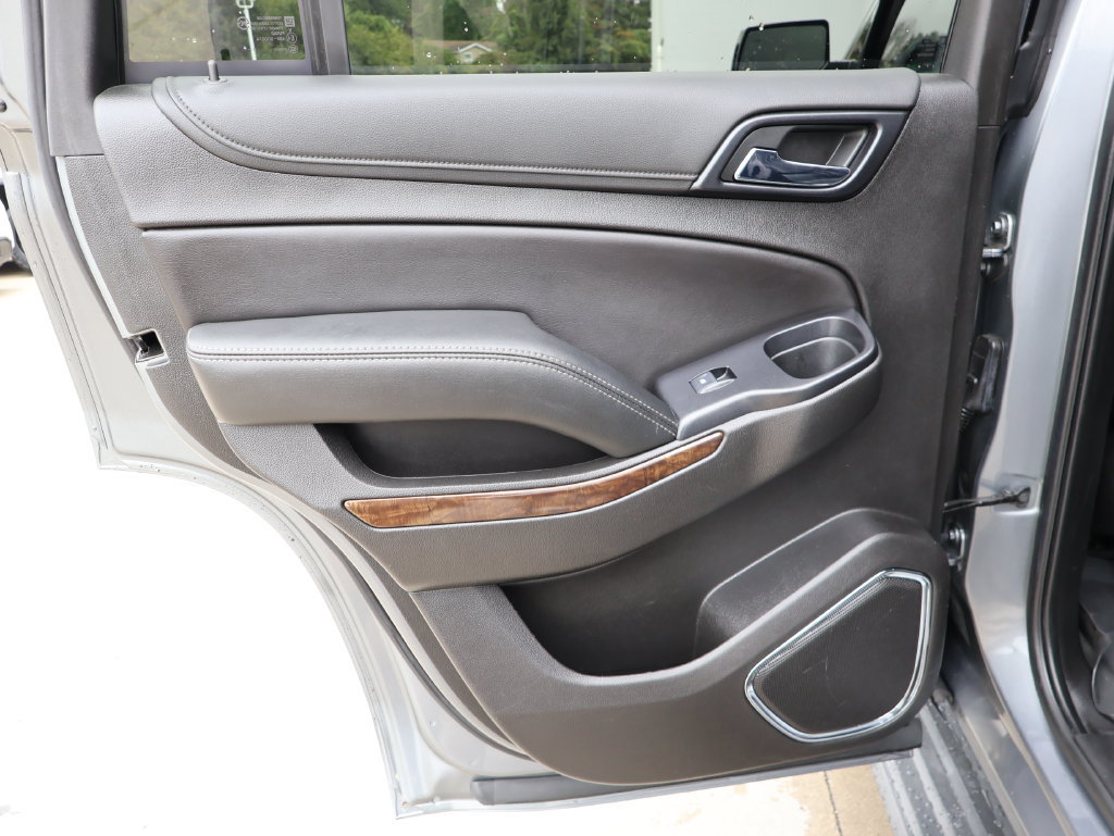 Used 2019 Chevrolet Tahoe LT w/ Luxury Package AWD/4WD image 26