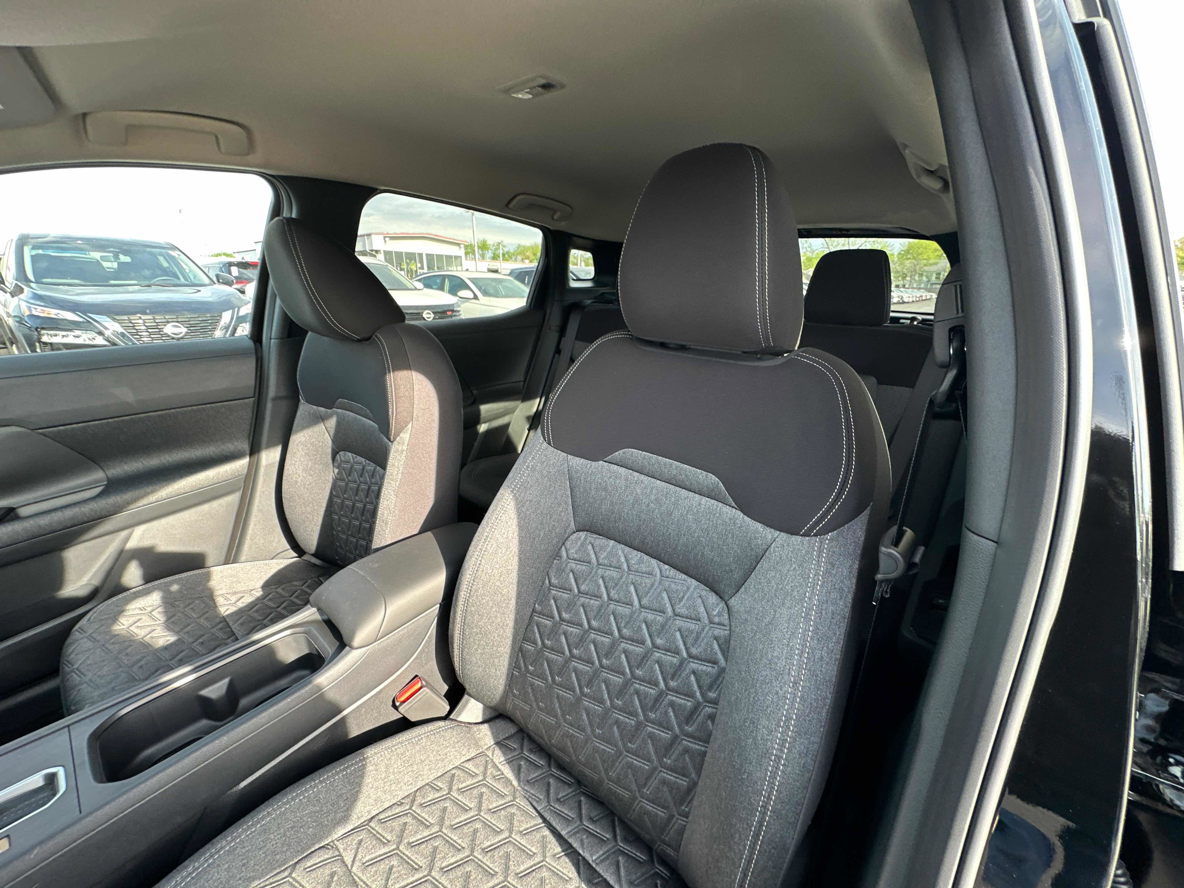New 2026 Nissan Kicks SV w/ Cold Weather Package AWD/4WD image 25