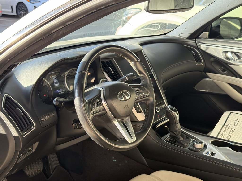 Used 2017 INFINITI Q60 w/ Premium Plus Package 3.0T image 6