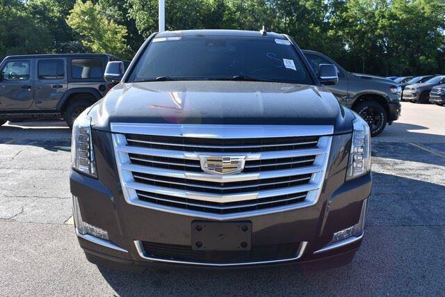 Used 2016 Cadillac Escalade Platinum AWD/4WD image 11