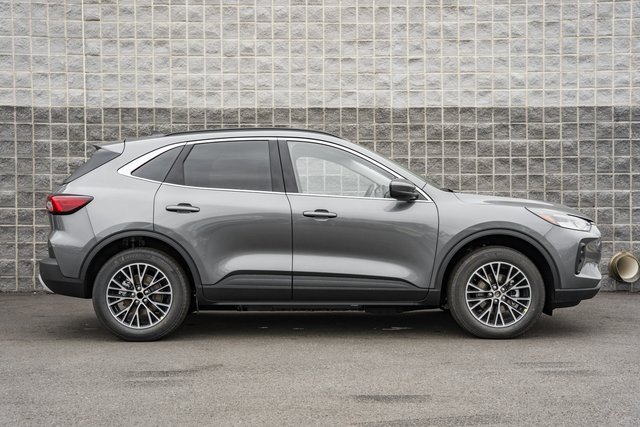 New 2026 Ford Escape SE FWD image 4