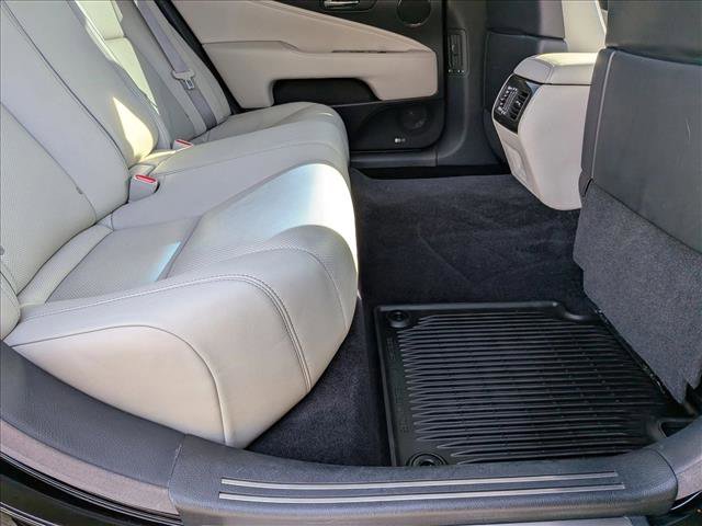 Used 2014 Lexus LS 460 L image 20