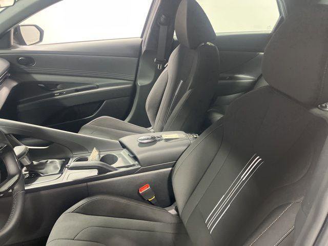 New 2026 Hyundai Elantra Sport image 8