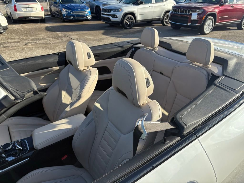 Used 2021 BMW M440i Convertible w/ Premium Package image 24