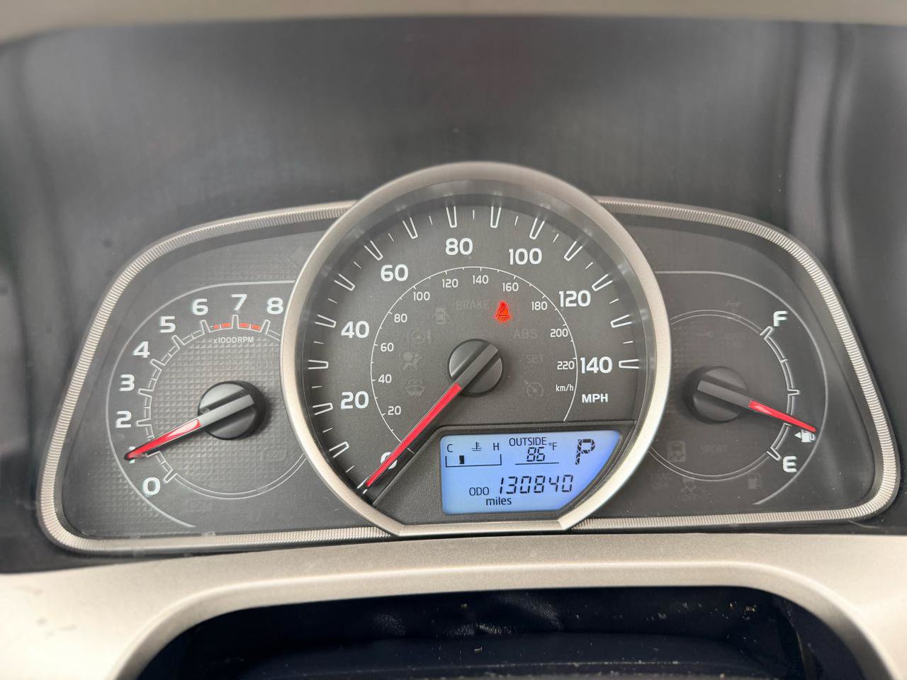 Used 2015 Toyota RAV4 XLE FWD image 25