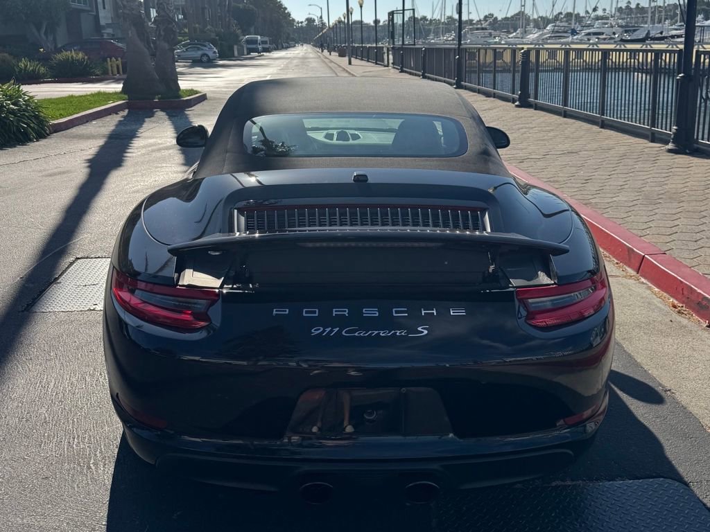Used 2019 Porsche 911 Carrera S image 9