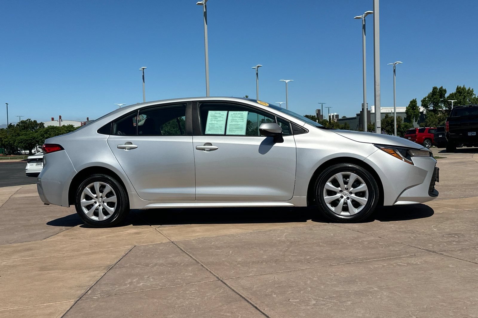 Certified 2023 Toyota Corolla LE FWD video 3