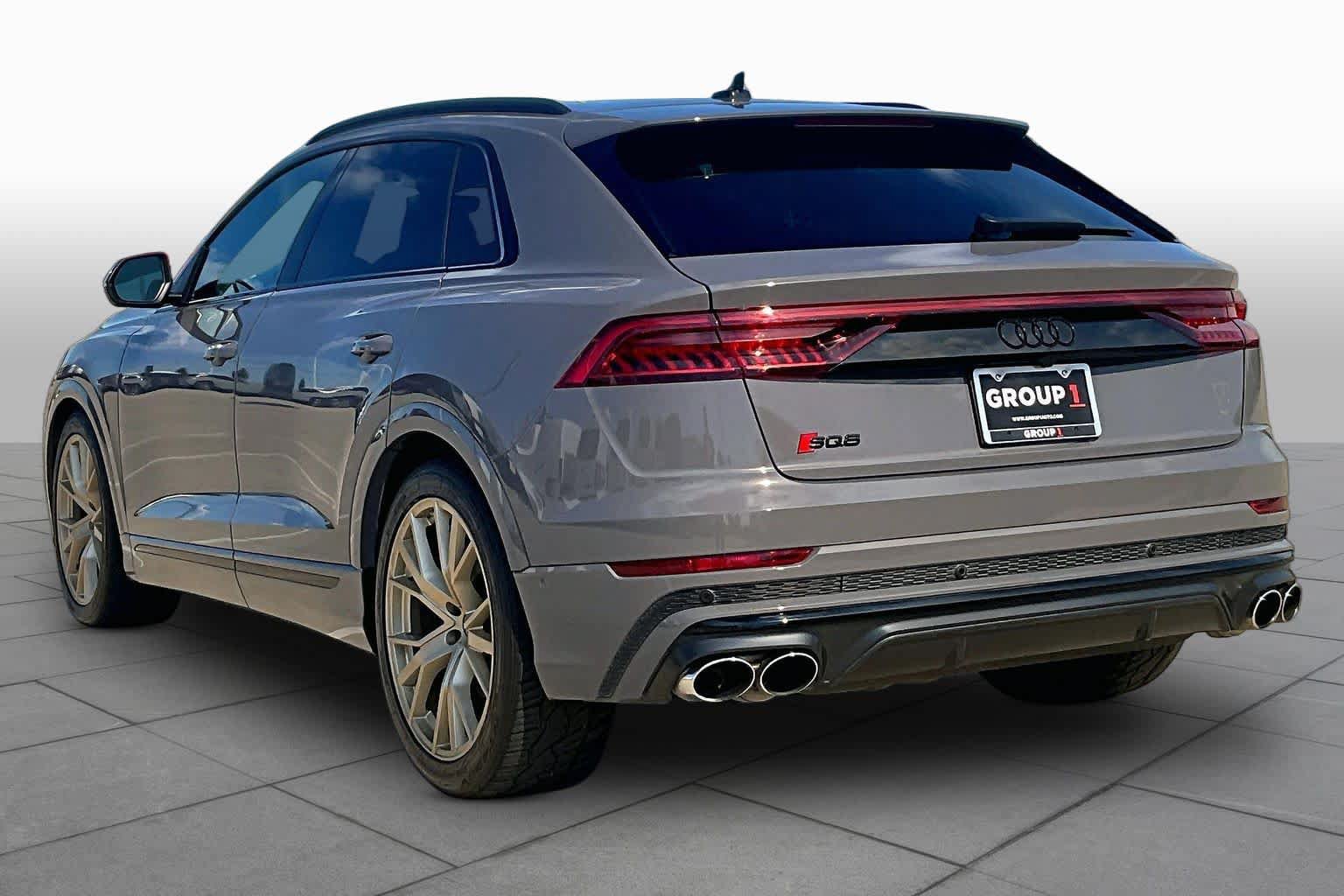 Used 2022 Audi SQ8 Prestige AWD/4WD image 12