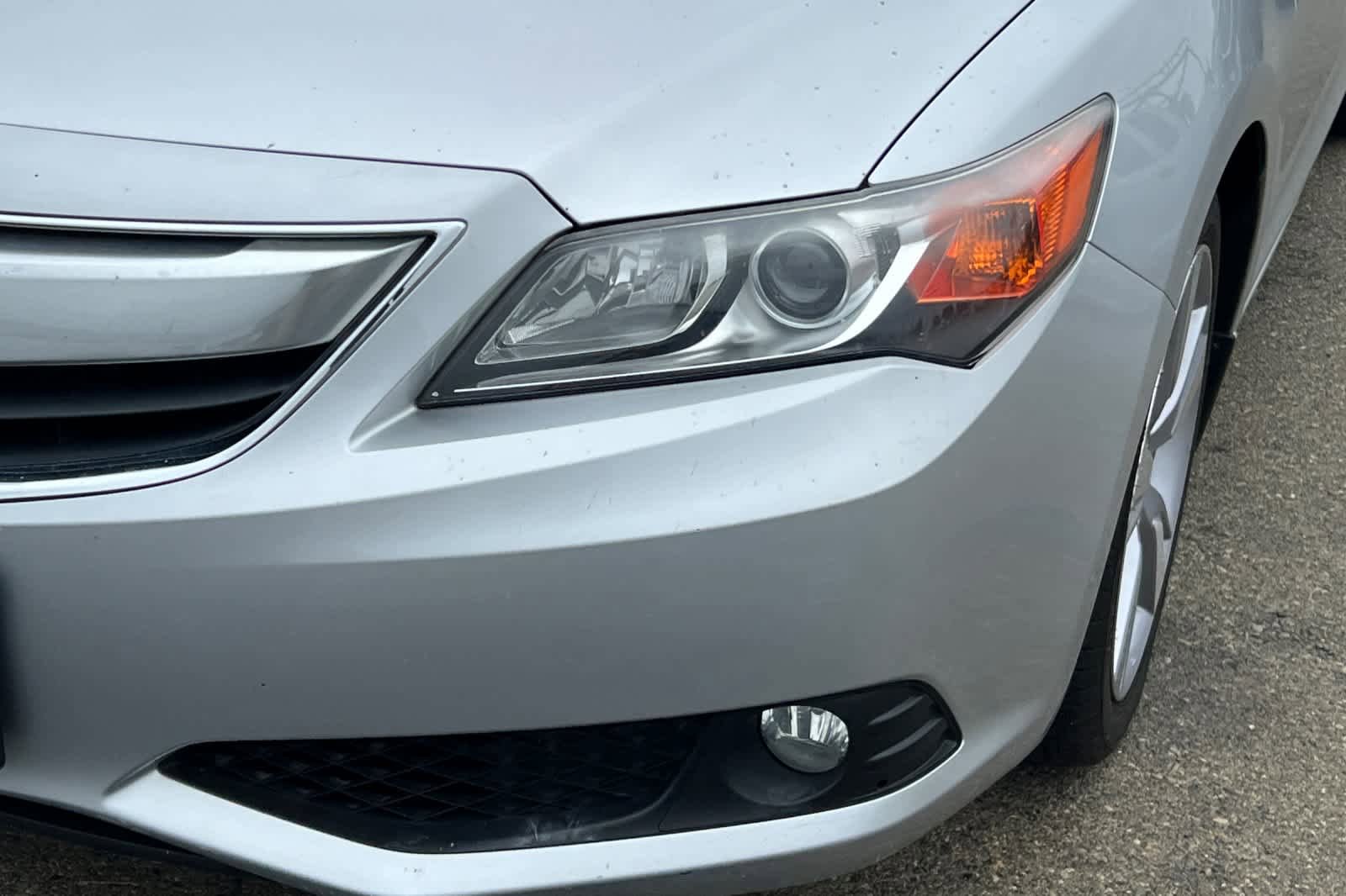 Used 2013 Acura ILX w/ Premium Package FWD image 11