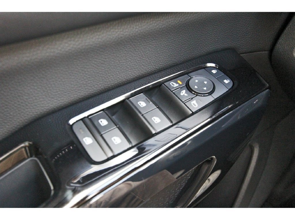 New 2026 Nissan Pathfinder Platinum FWD image 21