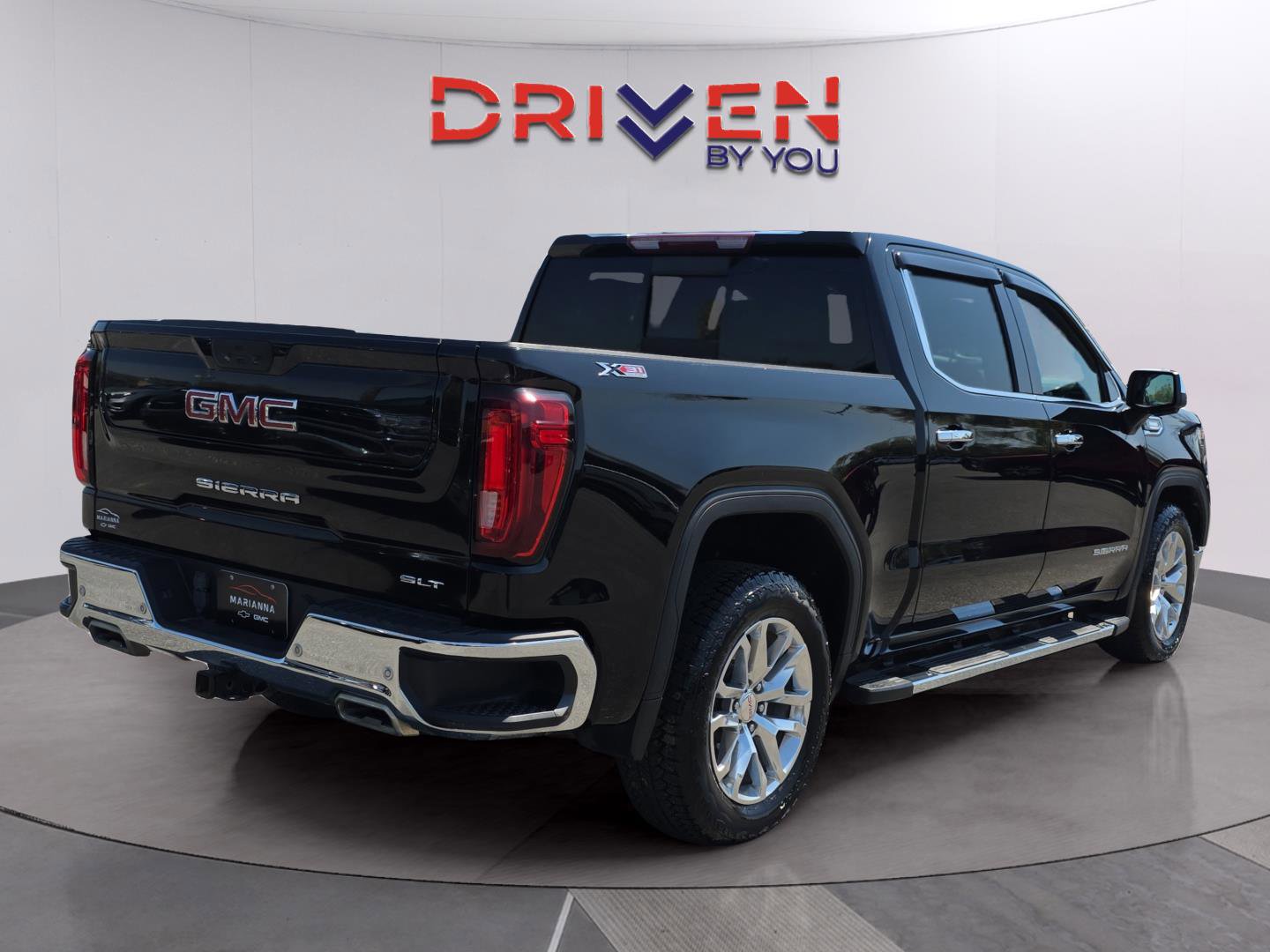 Used 2021 GMC Sierra 1500 SLT w/ SLT Premium Plus Package image 5