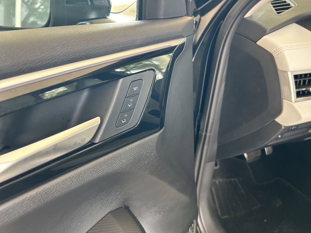 New 2025 Mitsubishi Outlander SEL image 38