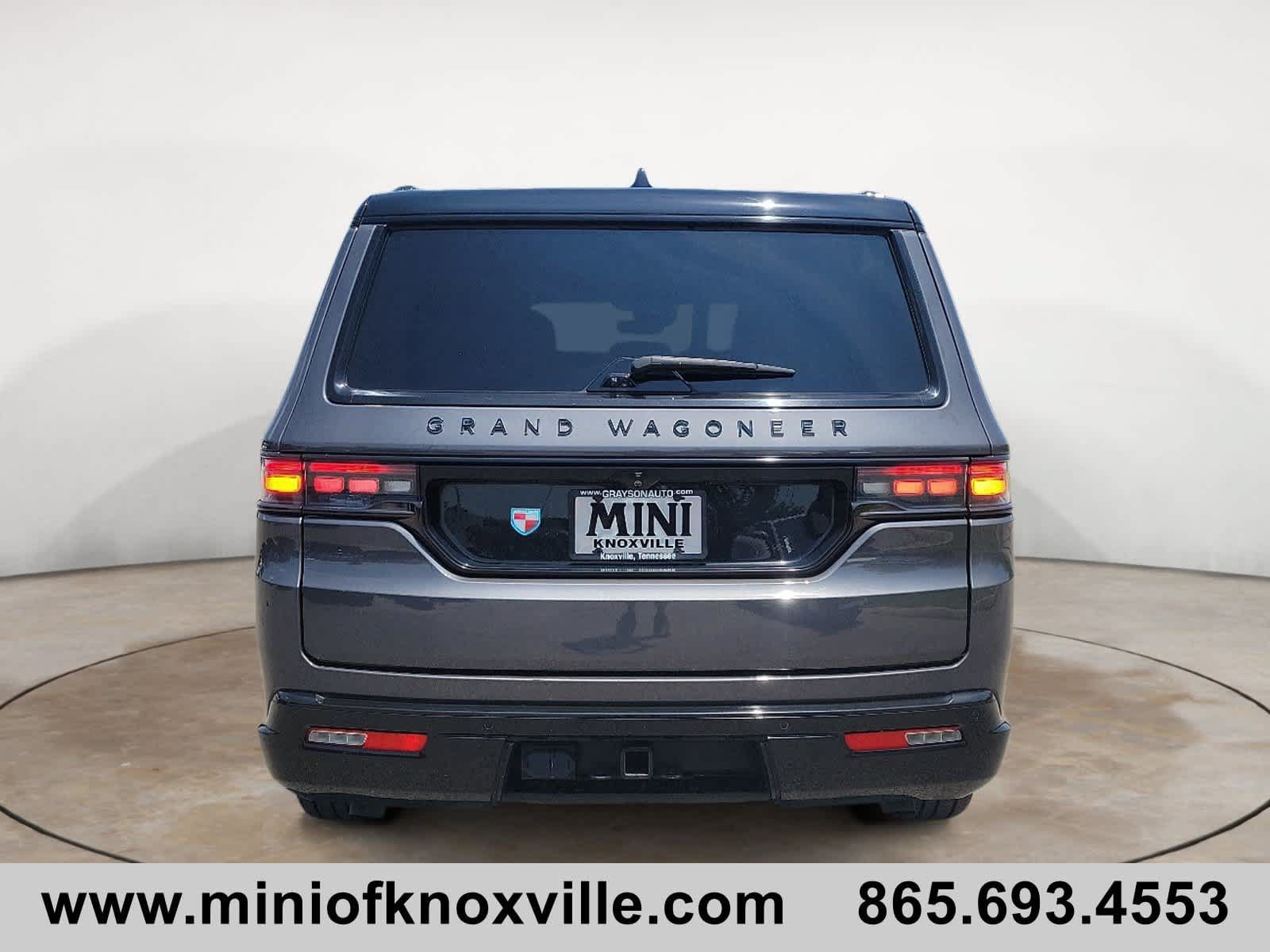 Used 2024 Jeep Grand Wagoneer L Series II w/ Quick Order Packagew 28T AWD/4WD image 4