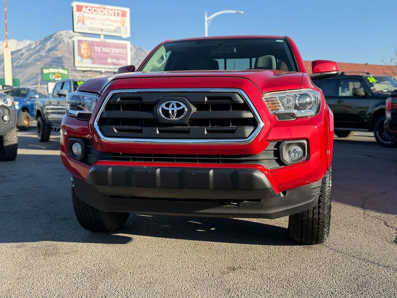 Used 2016 Toyota Tacoma TRD Sport image 60