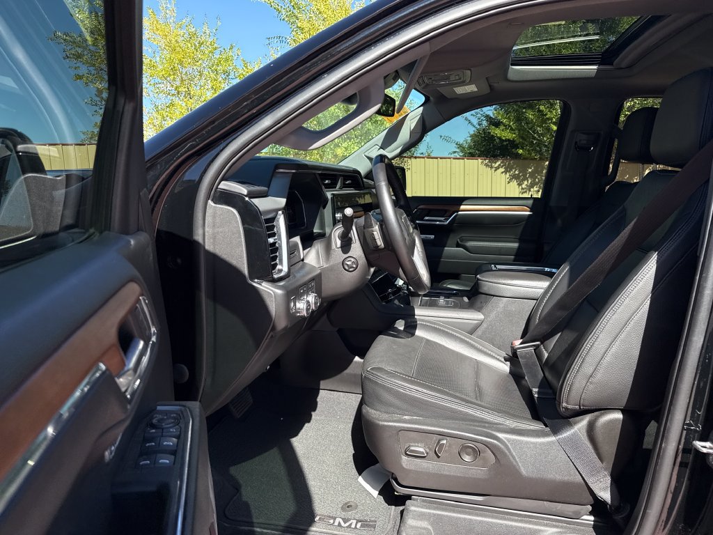 Used 2022 GMC Sierra 1500 Denali AWD/4WD image 11