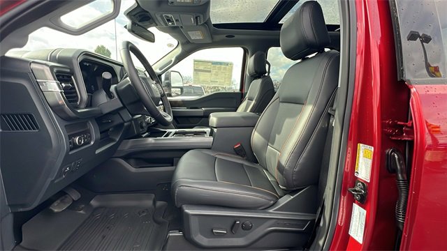New 2025 Ford F250 Lariat w/ Lariat Ultimate Package image 38